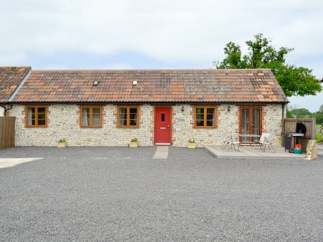 Bridles Farm Holiday Cottages Casterbridge Ref 29955 In
