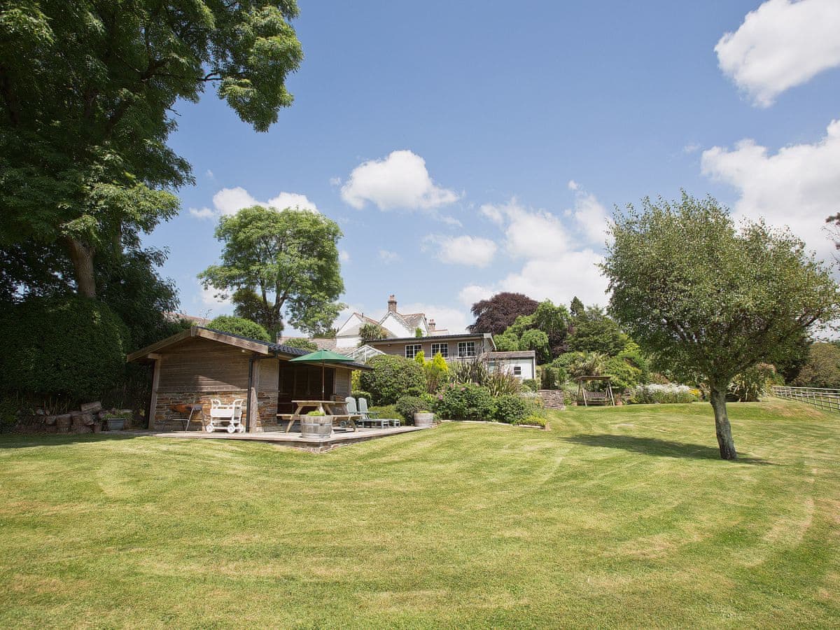 Hewton House And Cottages Boxwood Ref Hba In Weir Quay Bere