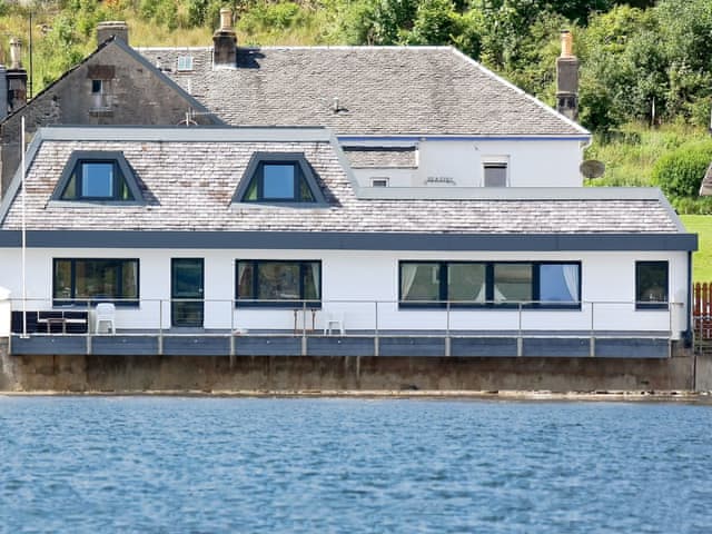 Waterside Ref 29870 In Tighnabruaich Argyll And Bute Cottages Com