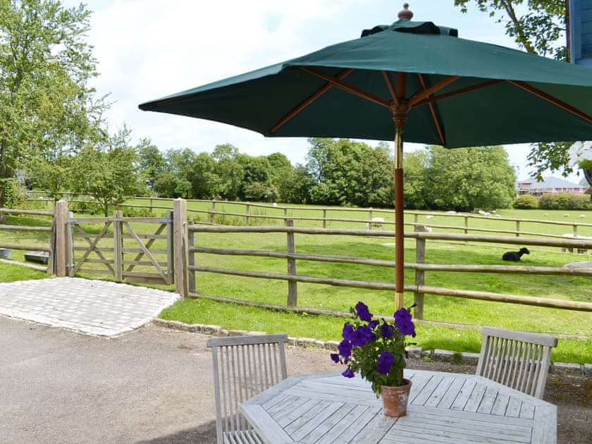 Sitting-out-area | The Blue Loft, Playden, nr. Rye