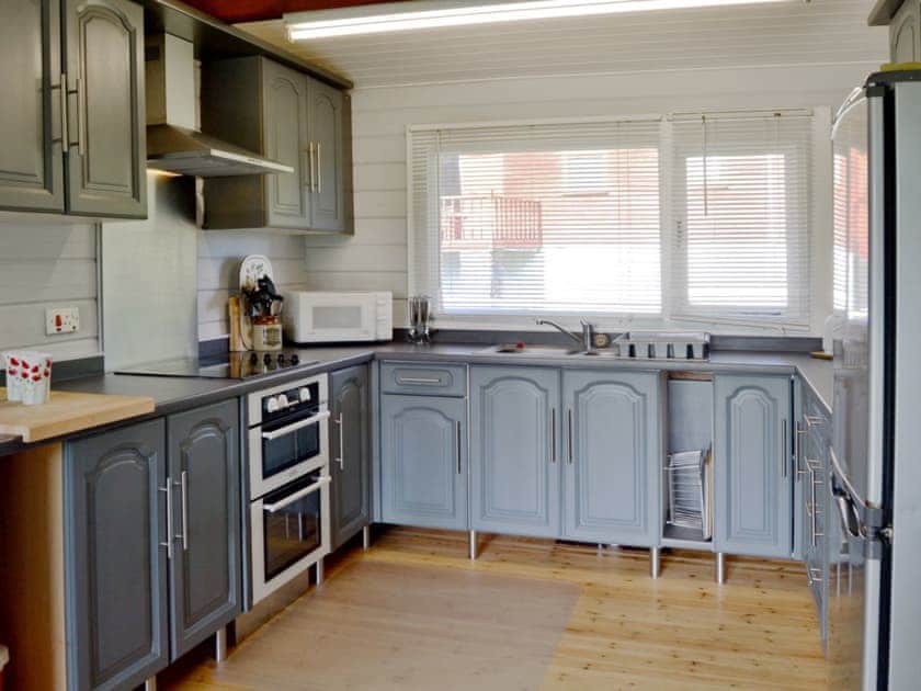 Kitchen | Berridon Hall Lodges - Roscarrock, Bradworthy, nr. Holsworthy