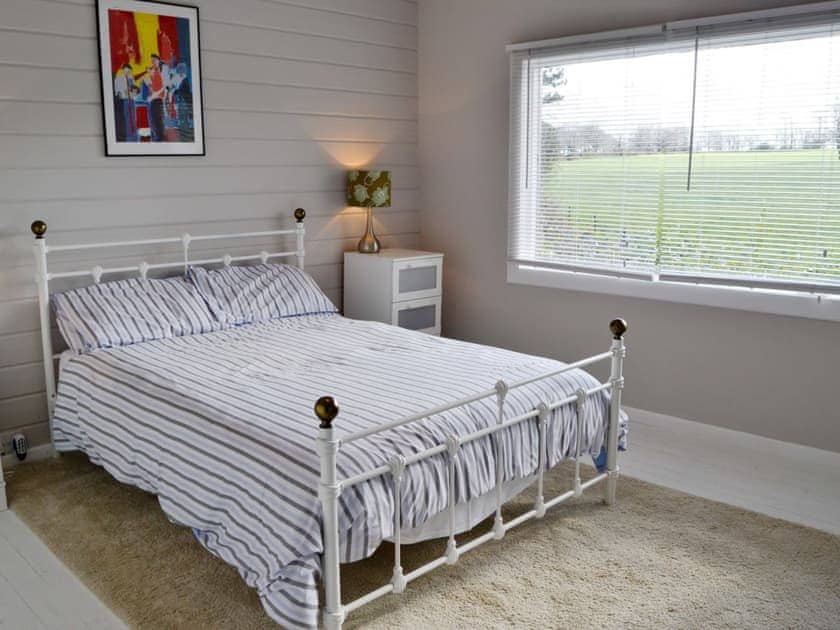 Double bedroom | Berridon Hall Lodges - Roscarrock, Bradworthy, nr. Holsworthy