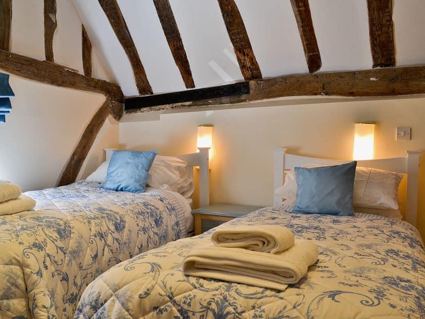 Twin bedroom | Walnut Cottage, Sproughton