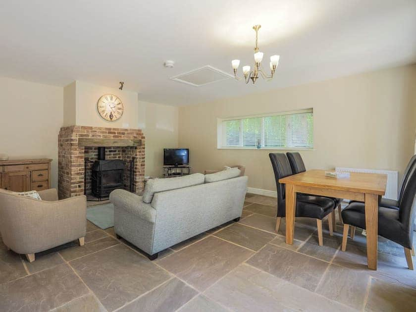 Living room/dining room | Stone Lodge, Fulbeck, nr. Grantham