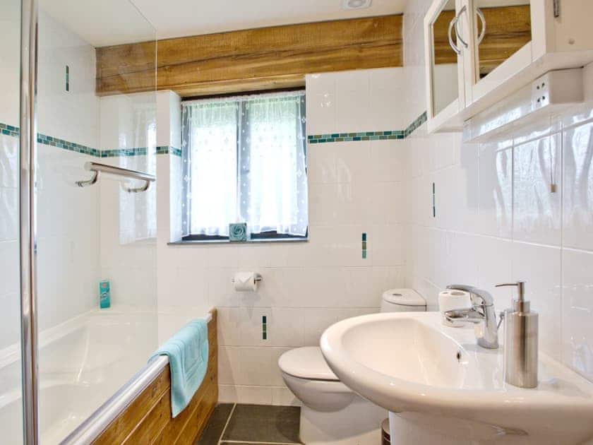 Bathroom | The Linhay, St Issey, Wadebridge