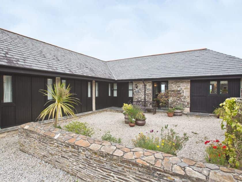 Exterior | The Linhay, St Issey, Wadebridge