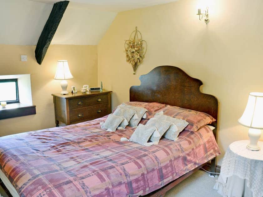Double bedroom | Game Keepers, Llangadog