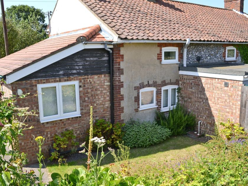 Exterior | Grey Ladies, East Beckham, nr. Sheringham