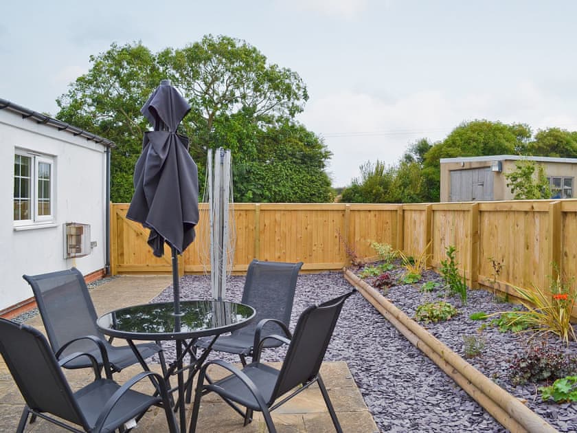 Sitting-out-area | Newbiggin Gardens - Wold View, Newbiggin Gardens, Filey