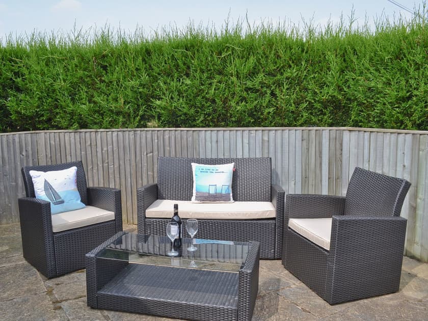 Sitting-out-area | Newbiggin Gardens - Magpie Cottage, Filey