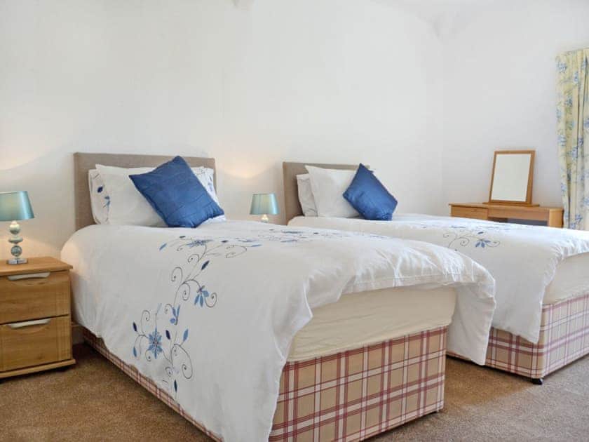 Twin bedroom | Ford Farmhouse, Milton, nr. Tenby