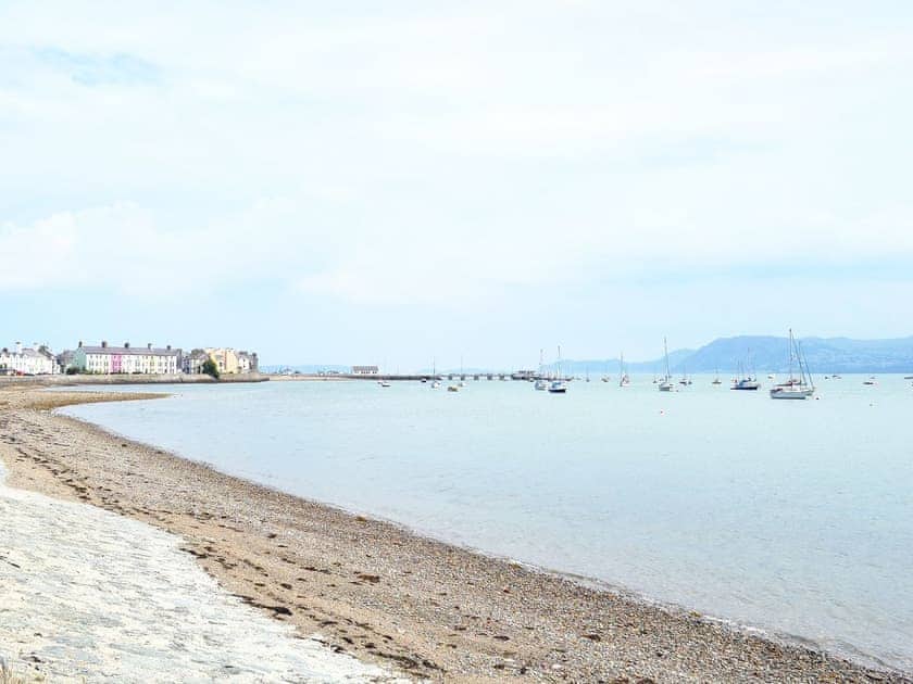 Menai Strait | Bank House, Beaumaris