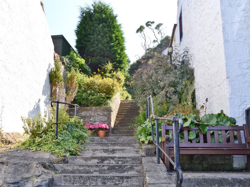 Sailor’s Cottage (ref 30229) in Cramond Village, near Edinburgh