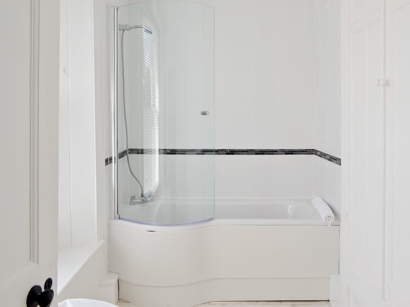 En-suite | Hillside, Port Isaac