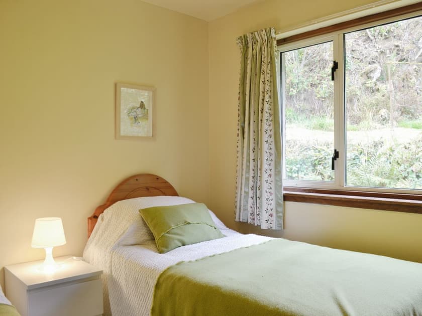 Twin bedroom | Crubisdale, Blairmore, nr. Dunoon