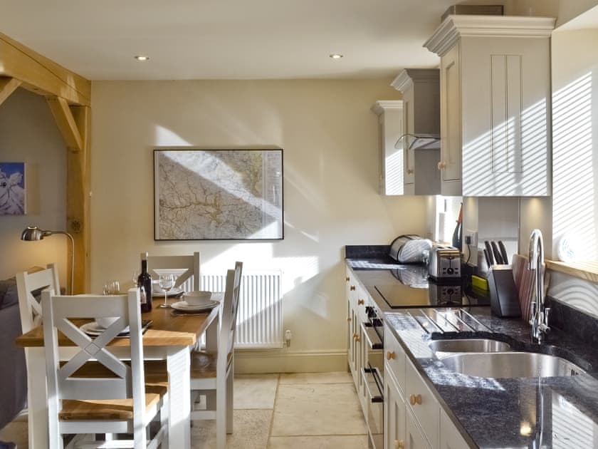 Kitchen/diner | Tub Cottage, Litton near Buxton