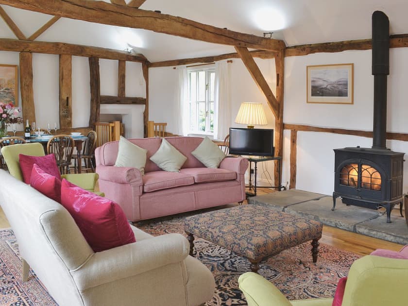 Living room/dining room | Priory Barn, Hildenborough, nr. Tonbridge