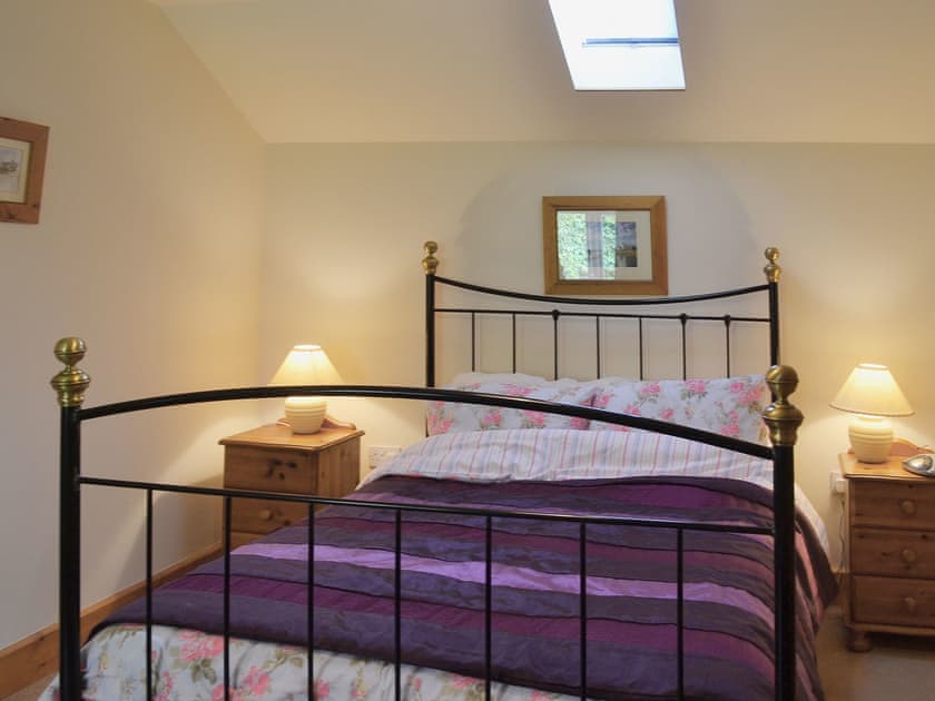 Double bedroom | Blue Bell Cottage, Denton, nr. Harleston