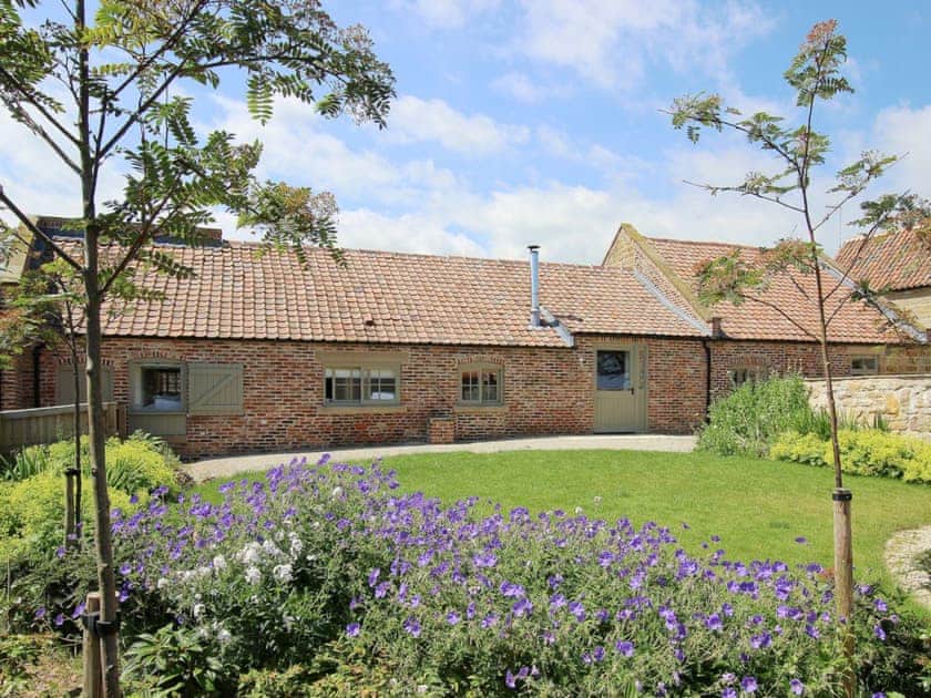 Exterior | Scalby Lodge - The Barn, Scalby, Scarborough