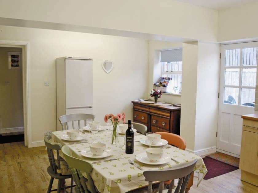 Kitchen/diner | Stable Cottage 1, Rudston near Bridlington