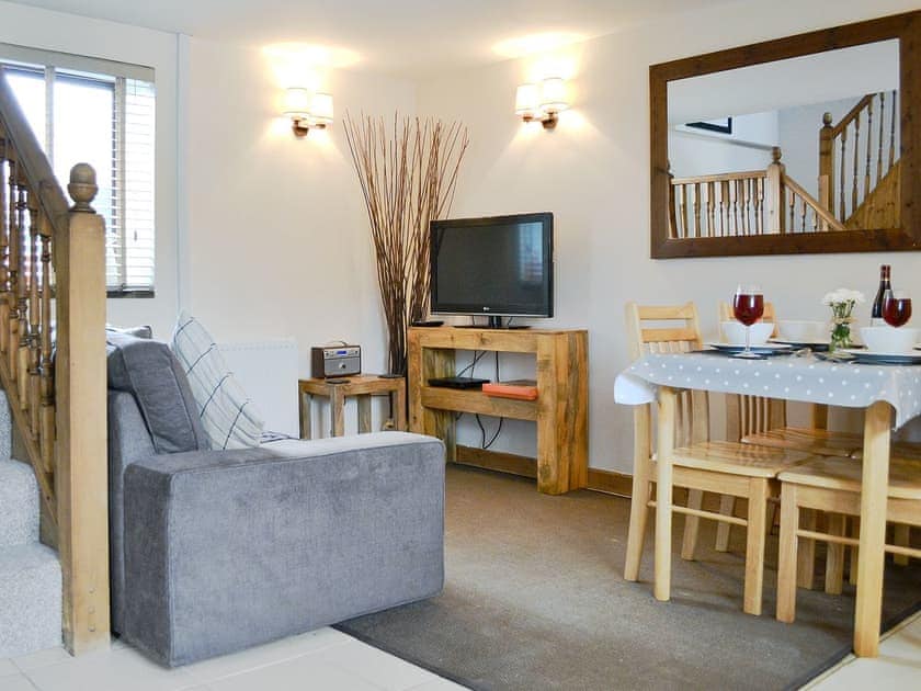 Open plan living/dining room/kitchen | Coastal Wood Holidays - Keeper’s Cottage, Marros, nr. Amroth