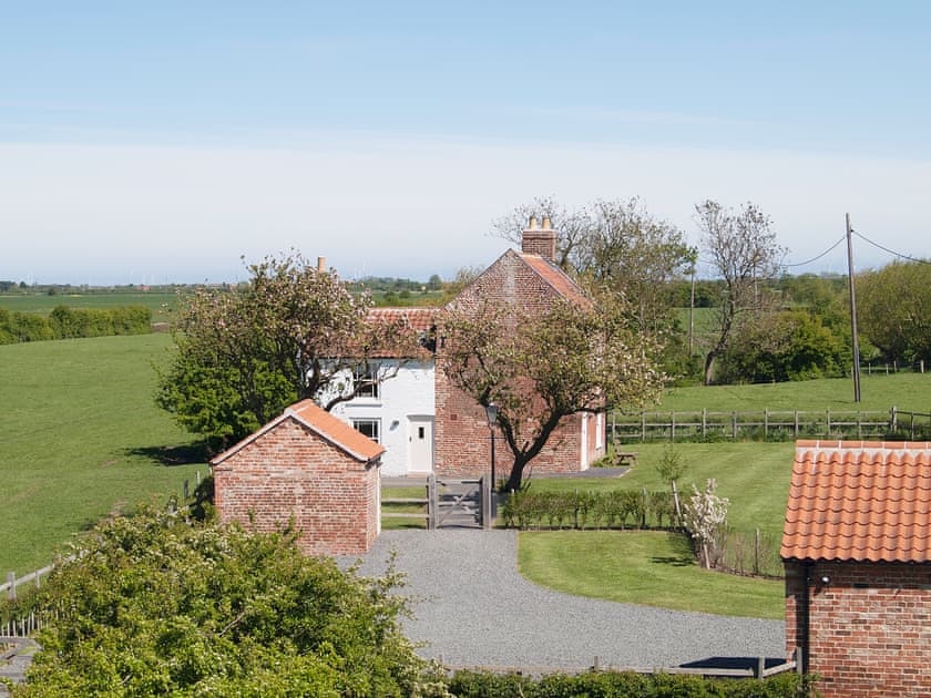 Exterior | Somer Leyton Cottage, Hogsthorpe, nr. Chapel St Leonards
