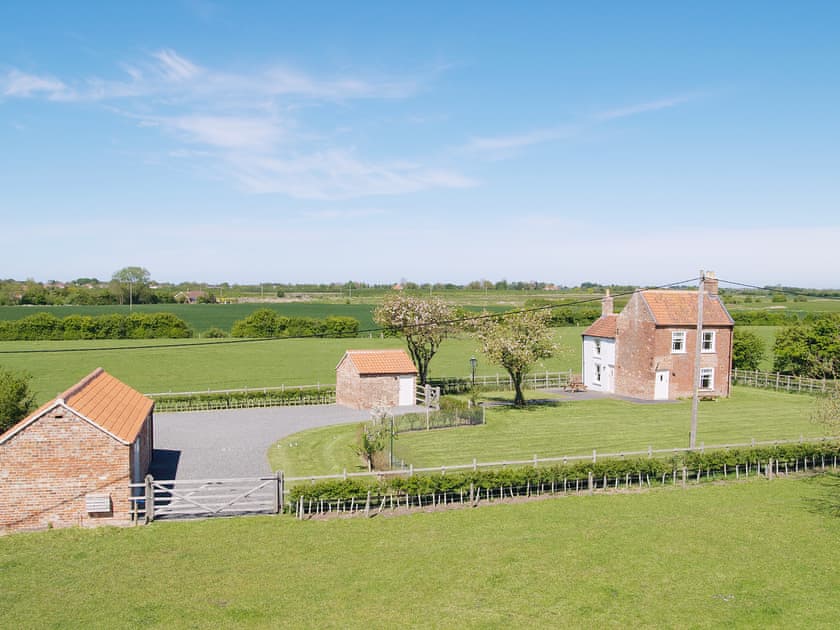 Exterior | Somer Leyton Cottage, Hogsthorpe, nr. Chapel St Leonards