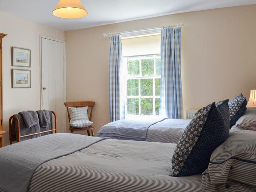 Homely twin bedroom | Laundry Cottage - Thorpe Hall Cottages, Rudston, near Bridlington