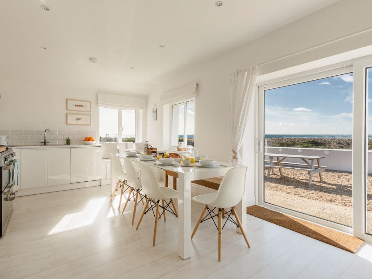 Self-catering cottages in Hayling Island