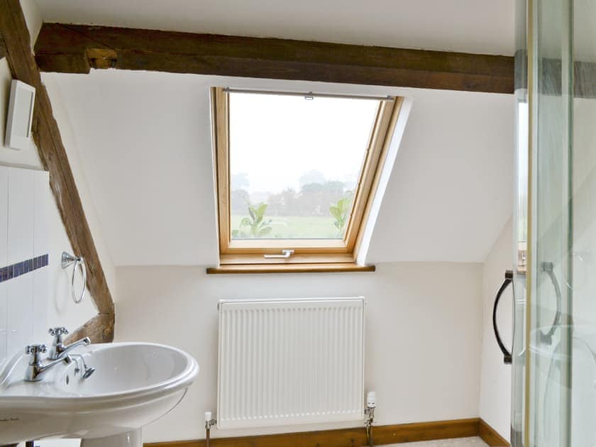 Shower room | Bay, Catfield