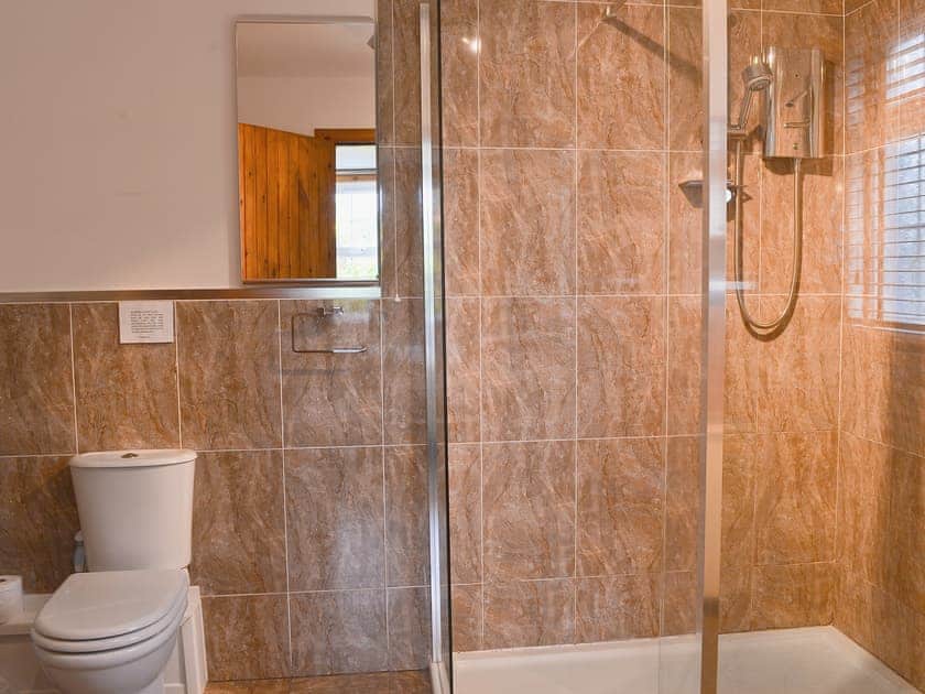 Modern en-suite shower room | Horsepark Cottage, Gatehouse of Fleet