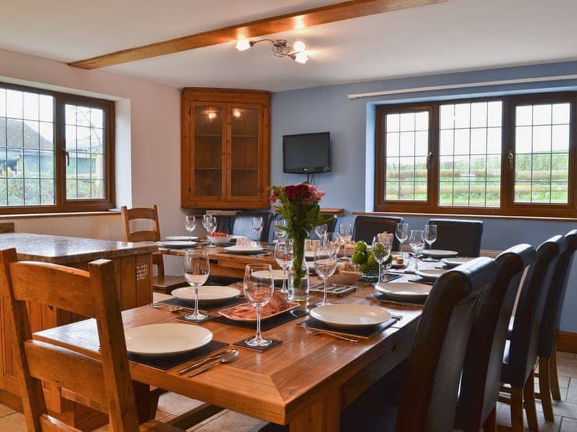 Dining room | Celyn, Montgomery