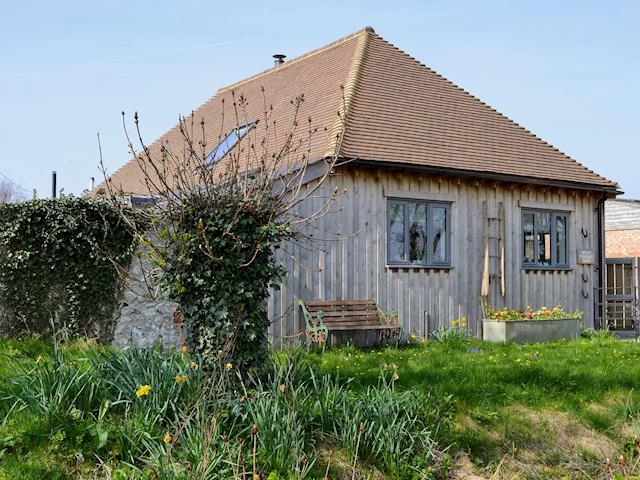 Mount Pleasant Barn Ref 30520 In Chalvington Near Lewes Sussex