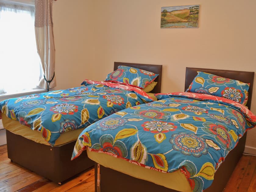 Twin bedroom | Bert’s Cottage, Fordingbridge