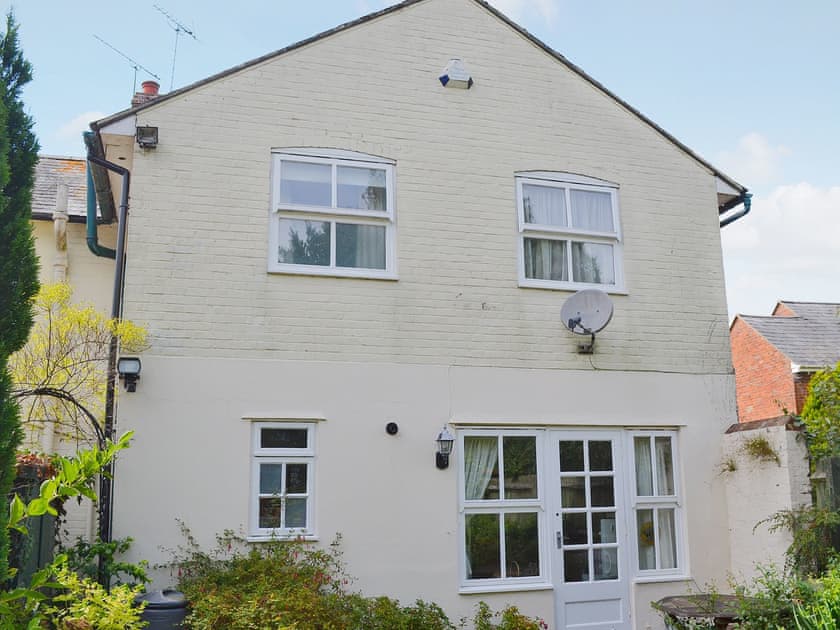 Exterior | Bert’s Cottage, Fordingbridge