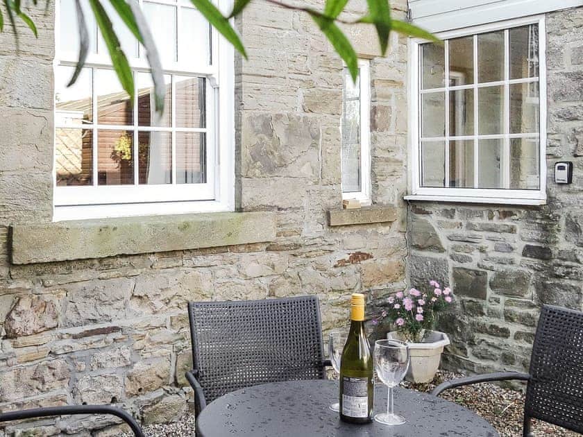 Sitting-out-area | The Cottage, Hedley on the Hill, nr. Stocksfield