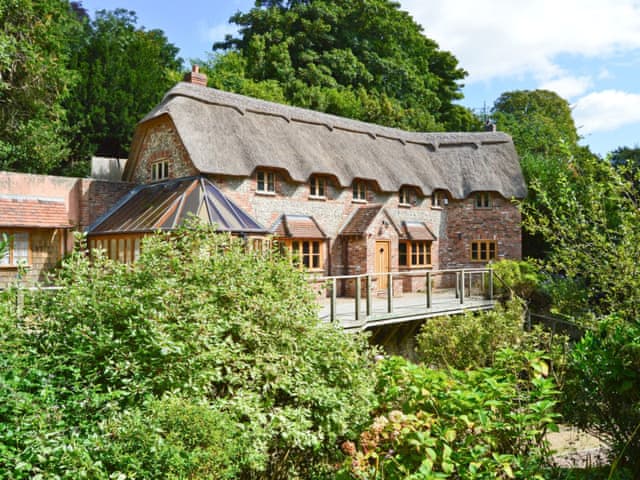 Brook Cottage Ref Dddk In Uplyme Near Lyme Regis Dorset