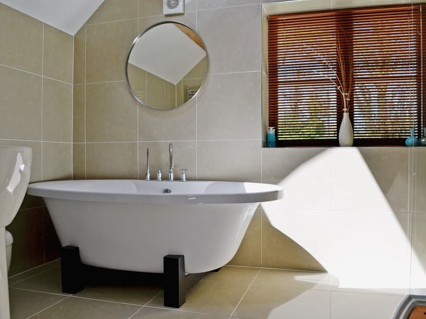 Bathroom | Ty Cerrig Farmhouse, St Clears, nr. Laugharne
