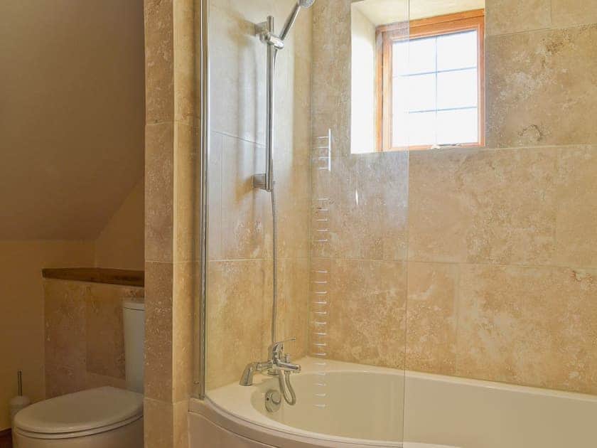 Bathroom | Celyn, Montgomery