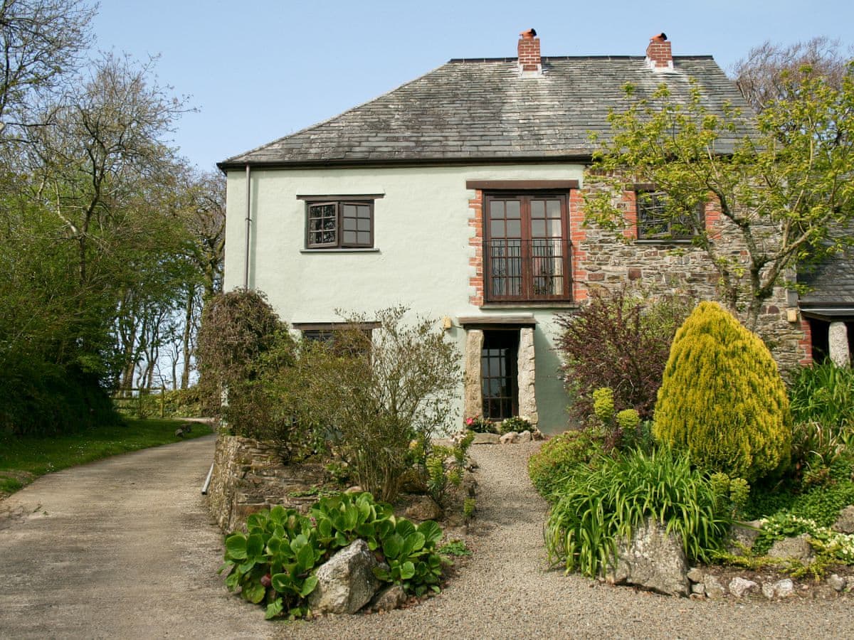 Trenannick Cottages - Beech Cottage