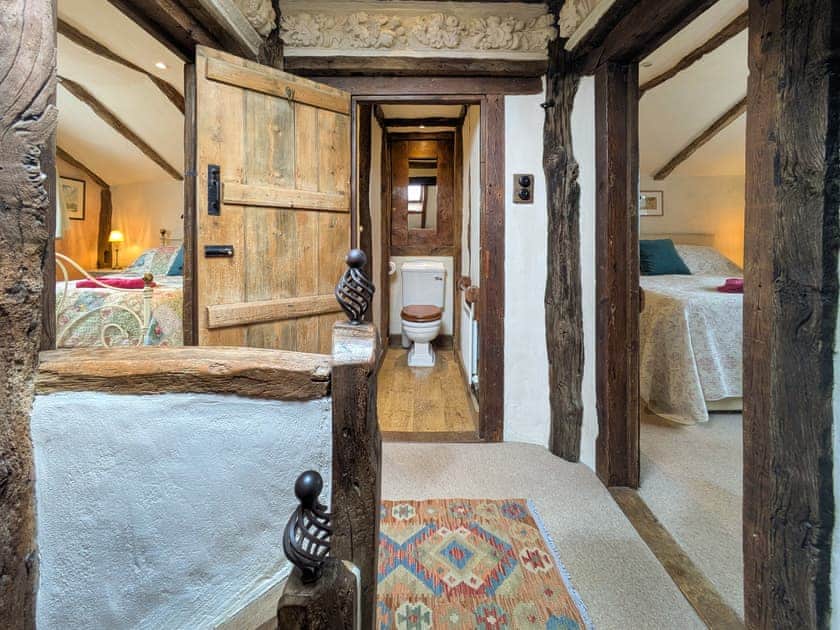 Landing and WC | Stable End - Wissett Place Cottages, Halesworth