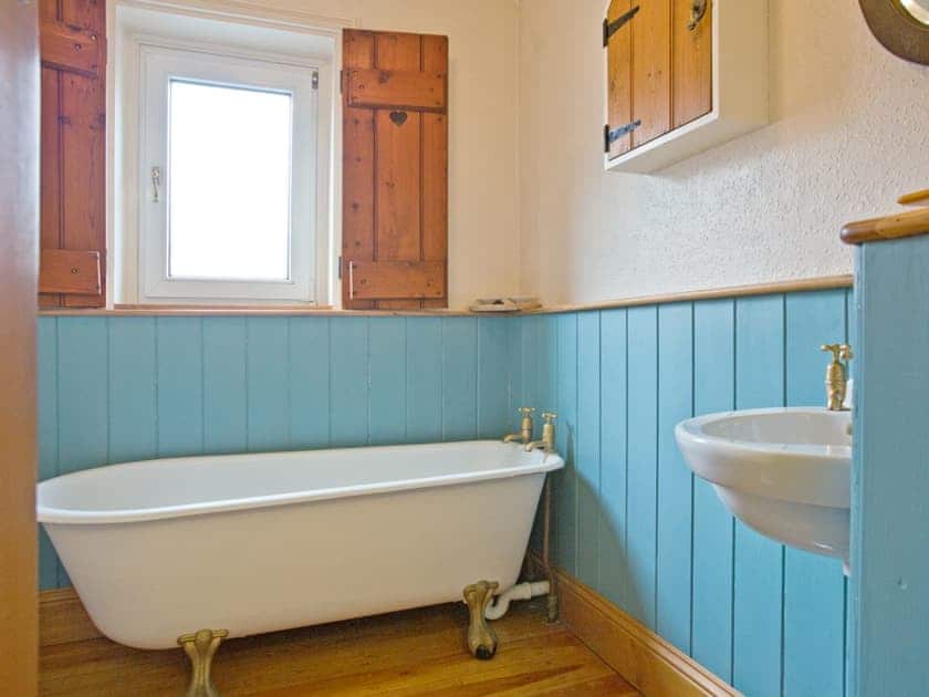 Bathroom | The Boot, Dulverton