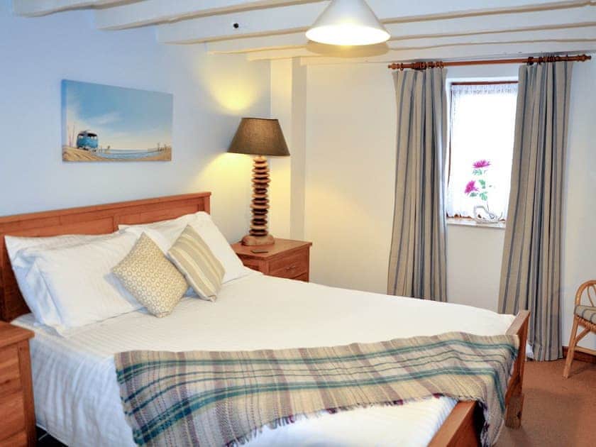 Double bedroom | Court Farm Holidays - Stables, Marhamchurch, nr. Bude