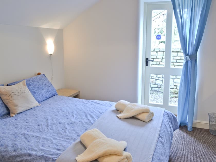 Double bedroom | Willow Farm Cottages - The Old Stable, West Pennard, nr. Glastonbury