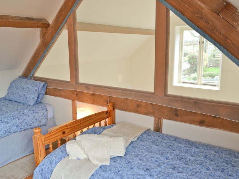 Twin bedroom | Willow Farm Cottages - The Old Stable, West Pennard, nr. Glastonbury