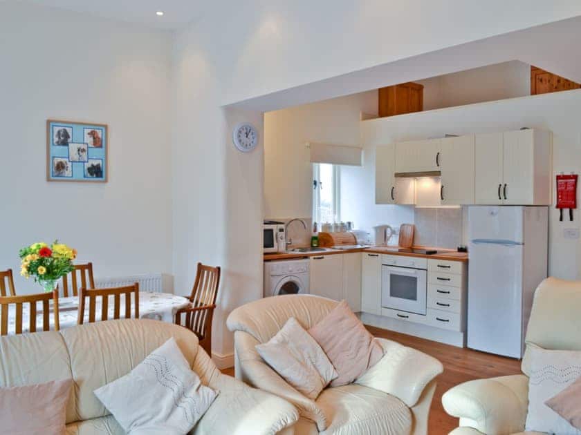 Open plan living/dining room/kitchen | Willow Farm Cottages - The Cobbles, West Pennard, nr. Glastonbury
