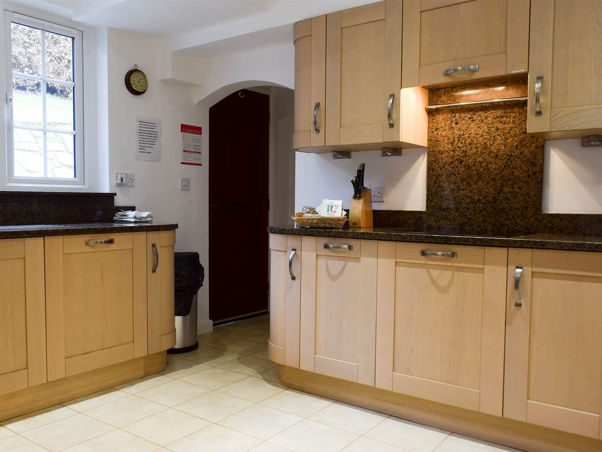 Grey Walls Ref Cc118232 In Patterdale Cumbria Welcomecottages