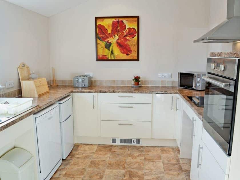 Kitchen | The 19th Acre - Pentowan Farm - Skylarks, Towan Cross, nr. Porthowan