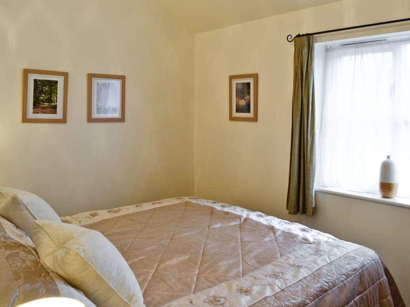 Double bedroom | Rose Cottage, Sturminster Newton