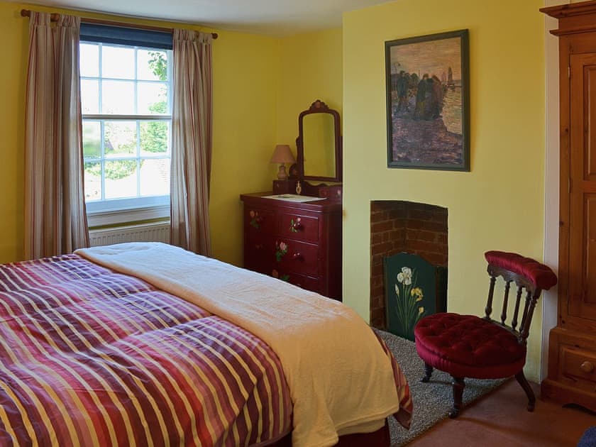 Double bedroom | Bow Cottage, Fordwich, nr. Canterbury